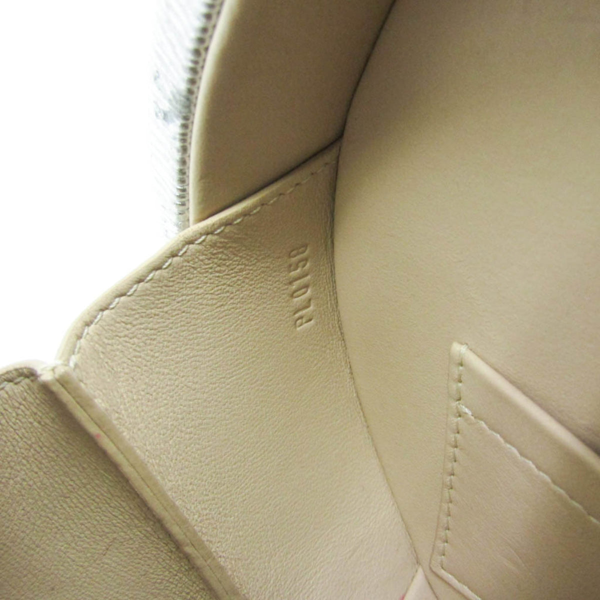 Louis Vuitton Petite Boîte Chapeau · Epi