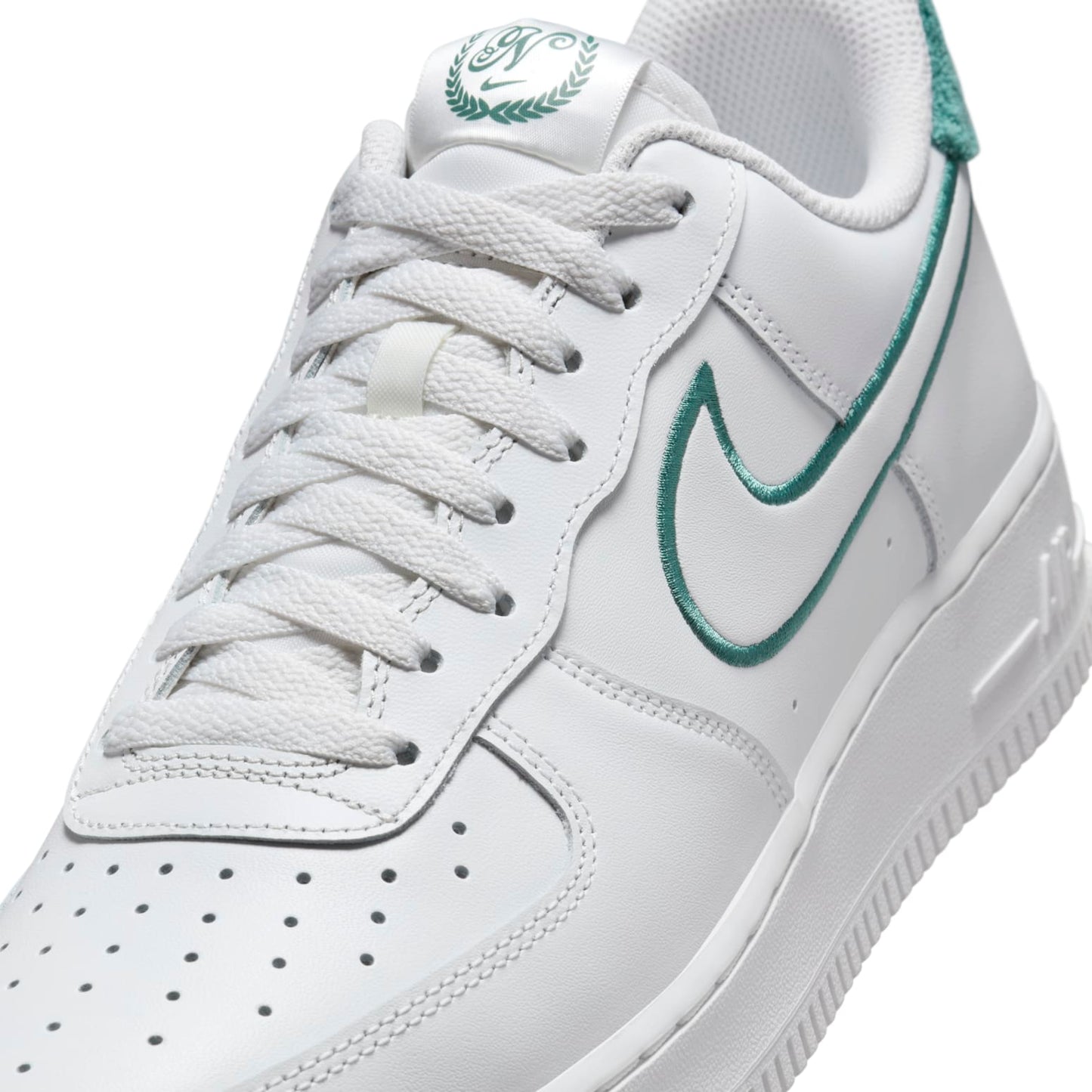 Air Force 1 '07 LV8 'Resort and Sport'