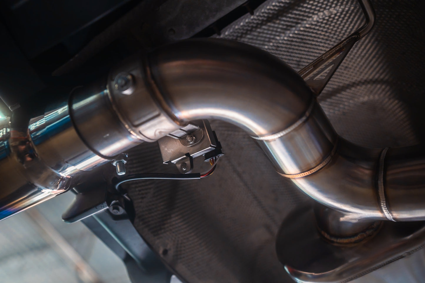 BMW F30 / F22 / F36 / F32 Sportauspuffanlage mit Klappensteuerung (Axleback) F-Chassis