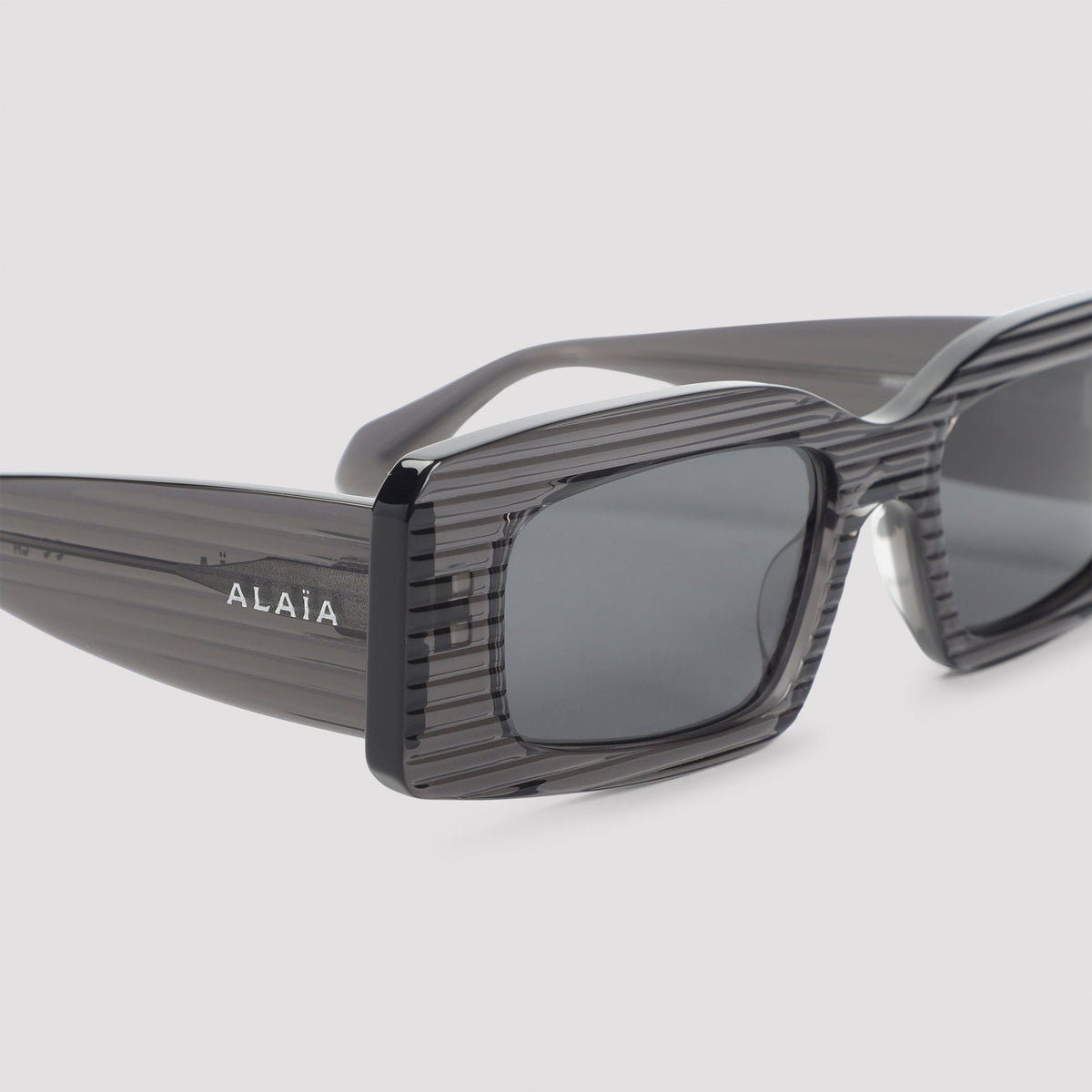 ALAÏA Chic Acetate Sunglasses