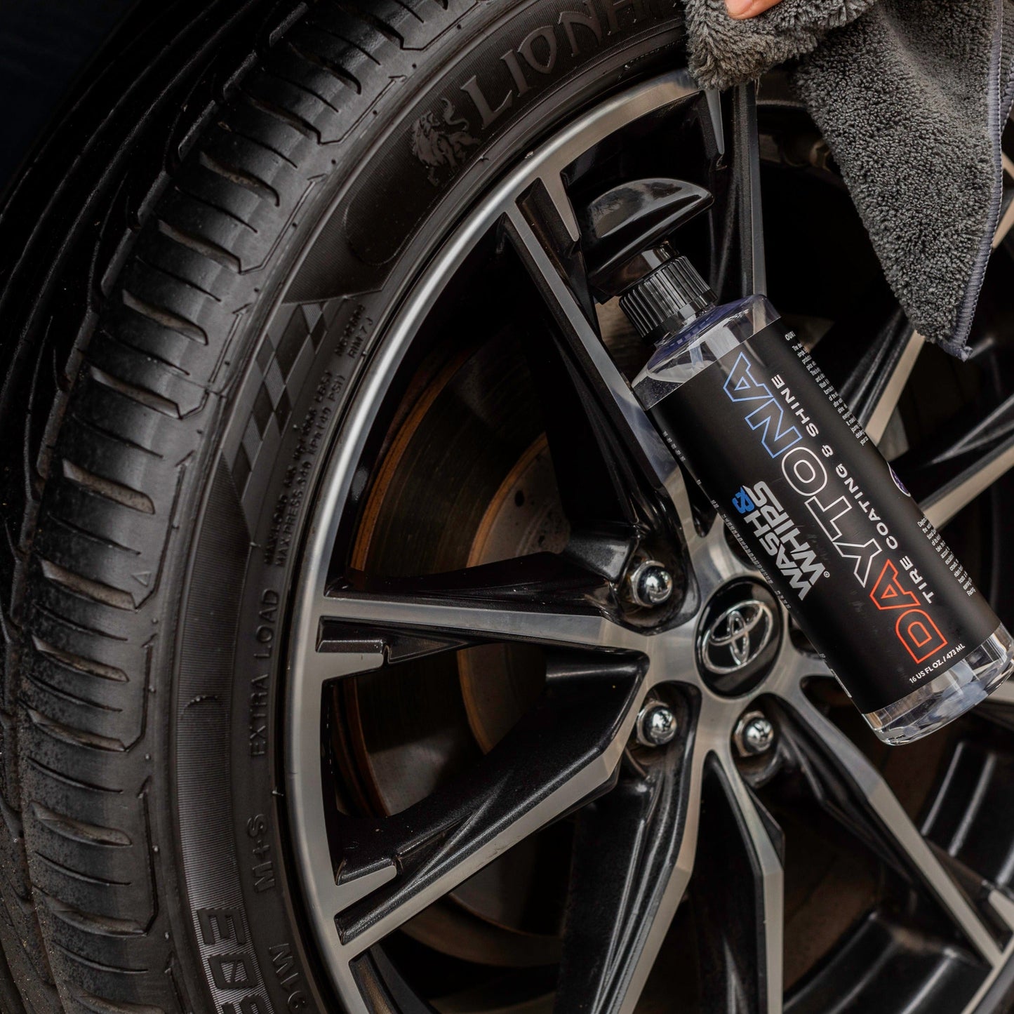WASH&WHIPS SEAL - Exterior Seal & Shine Kit (Step 3) — photo 9 of 9