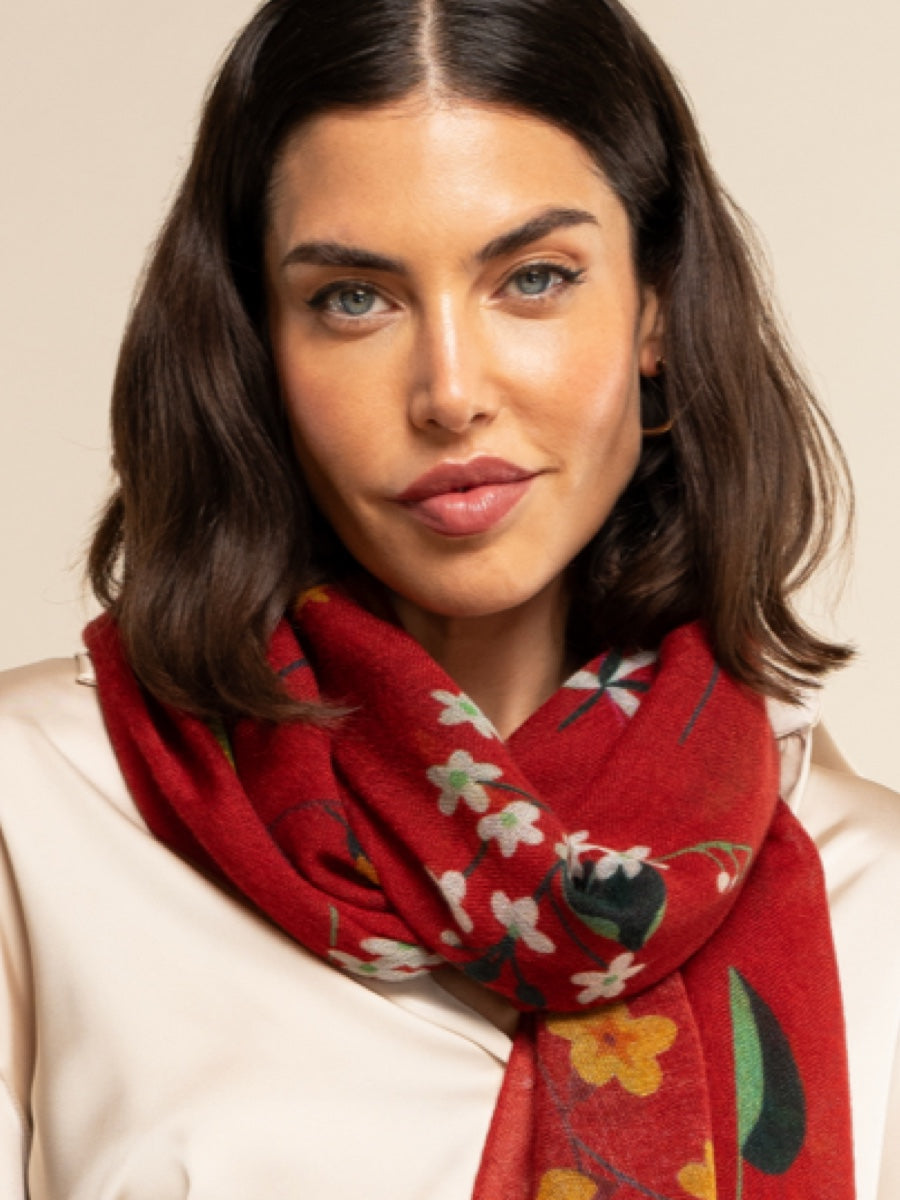 Evelina (red) - Soft and lightweight Italian scarf from premium wool — photo 9 of 9