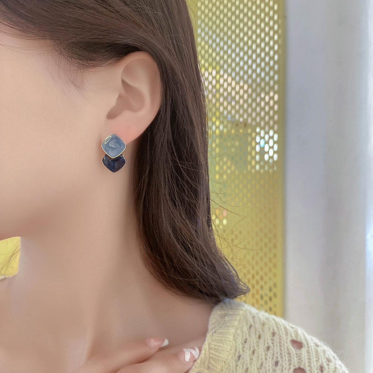 Geometric Mosquito Coil Haze Blue Fashion Sier Ear Clip