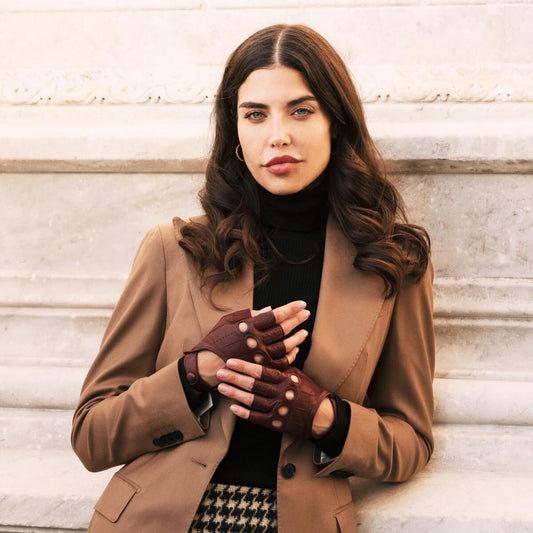 Rossana (cordovan) - Italian fingerless lambskin leather driving gloves — photo 2 of 10