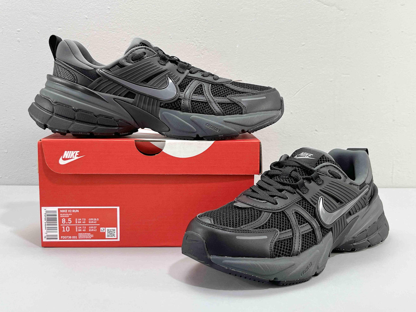 Nike V2K Run 'Metalic Silver Black'
