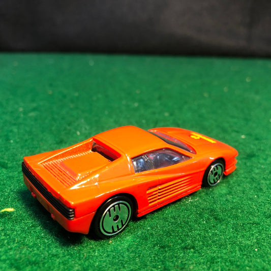 Ferrari Testarossa Red Black Int by HotWheels 1:64 (UH)(1897)(No box)
