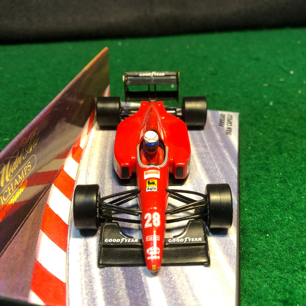 Ferrari F1-92 1992 N 28 Ivan Capelli by Minichamps 1:43 (920028)