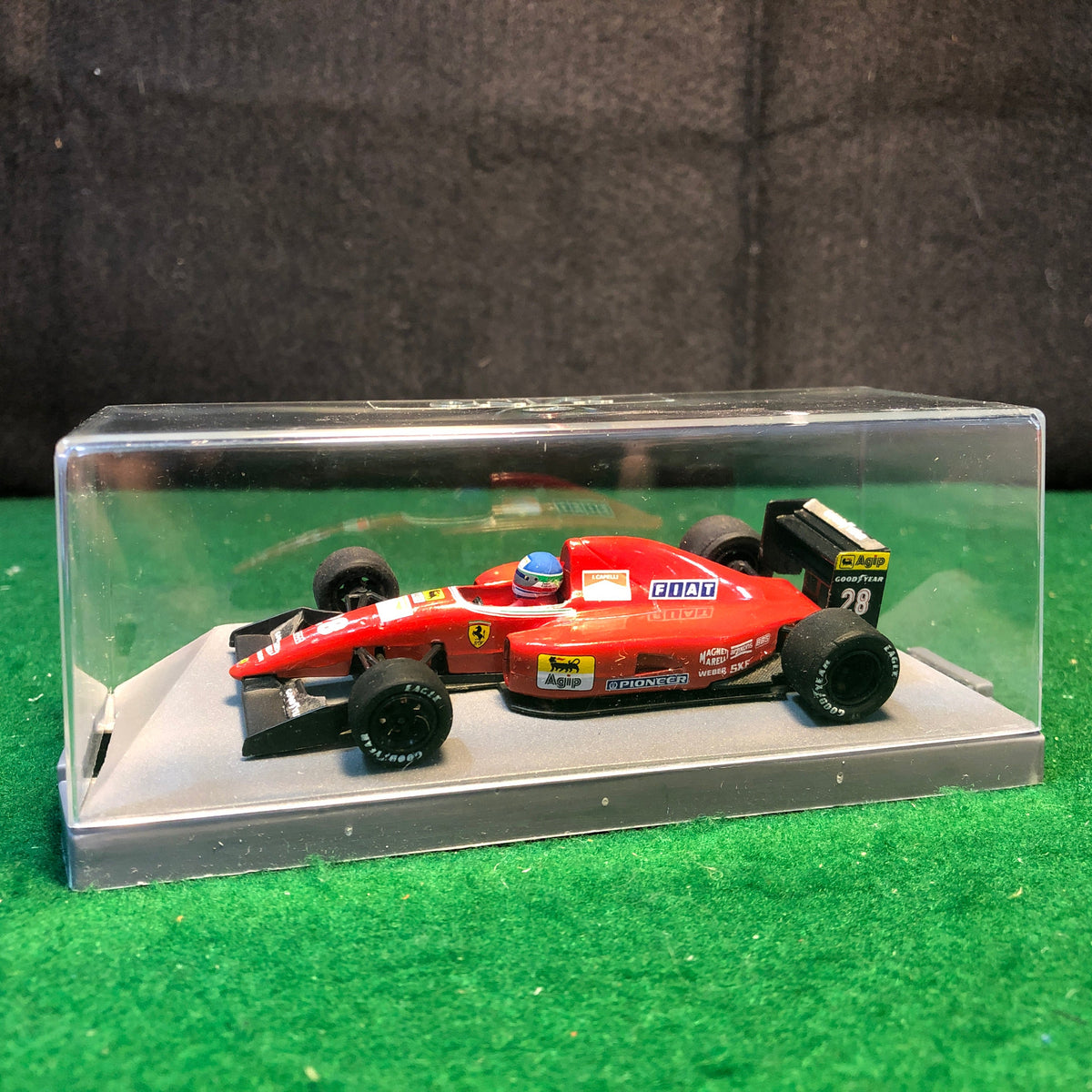 Ferrari F92A N 28 Ivan Capelli by Onyx 1:43 (138)