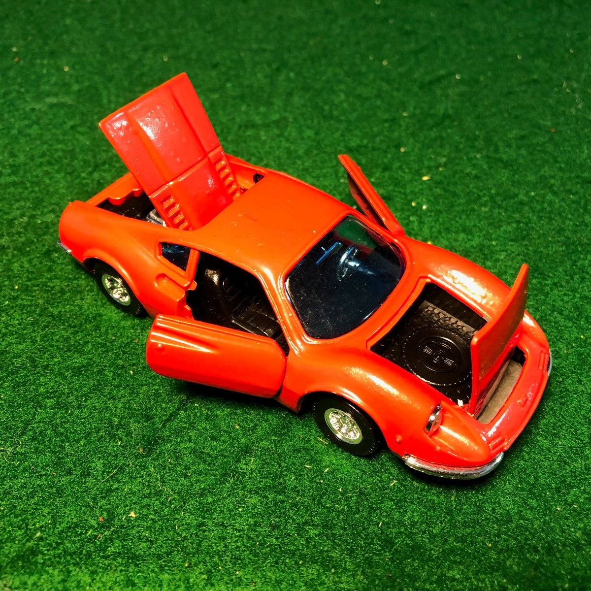 Ferrari 246 Dino GT Red by Sakura 1:43 (8)(No box)