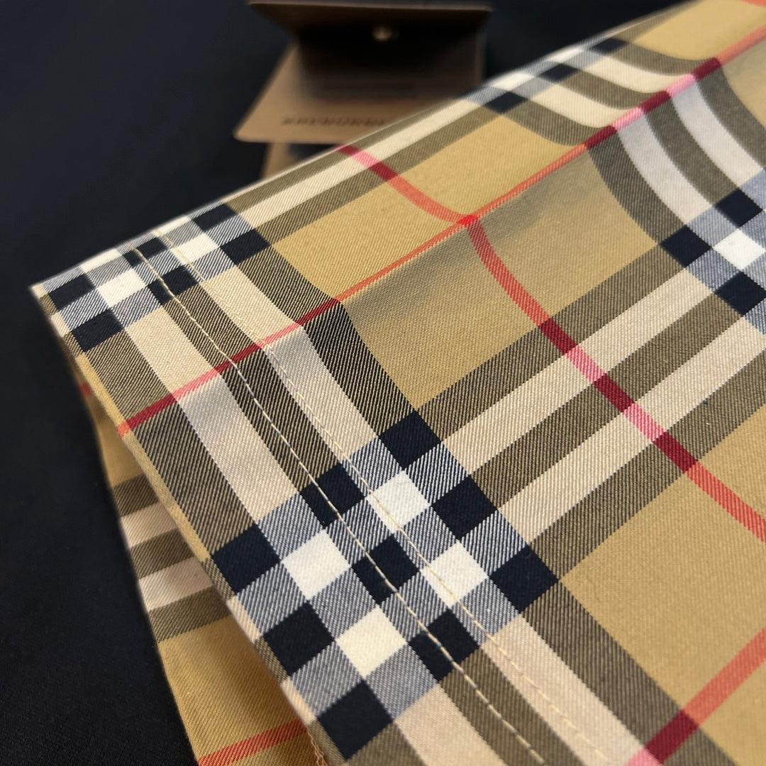 Burberry T-Shirt Without Collar 'Black & Beige'