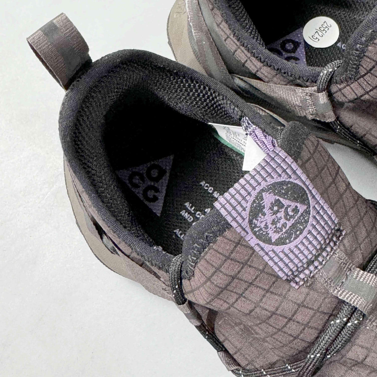 Nike ACG Mountain Fly Low 'Brown Basalt'