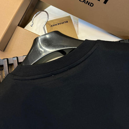 Burberry T-Shirt Without Collar 'Black'
