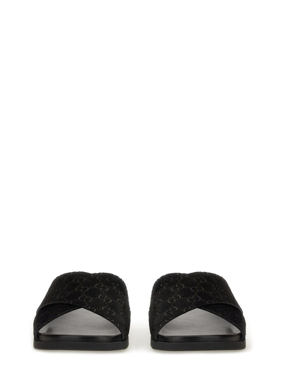 GUCCI Men's GG Pattern Slider Sandals - Stylish Comfort for Spring/Summer 2025, Made in Italy