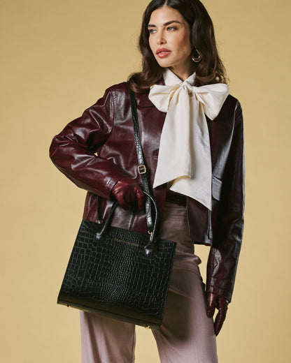 Patrizia (black) - Italian calf leather women's handbag (with shoulder strap) — photo 3 of 7