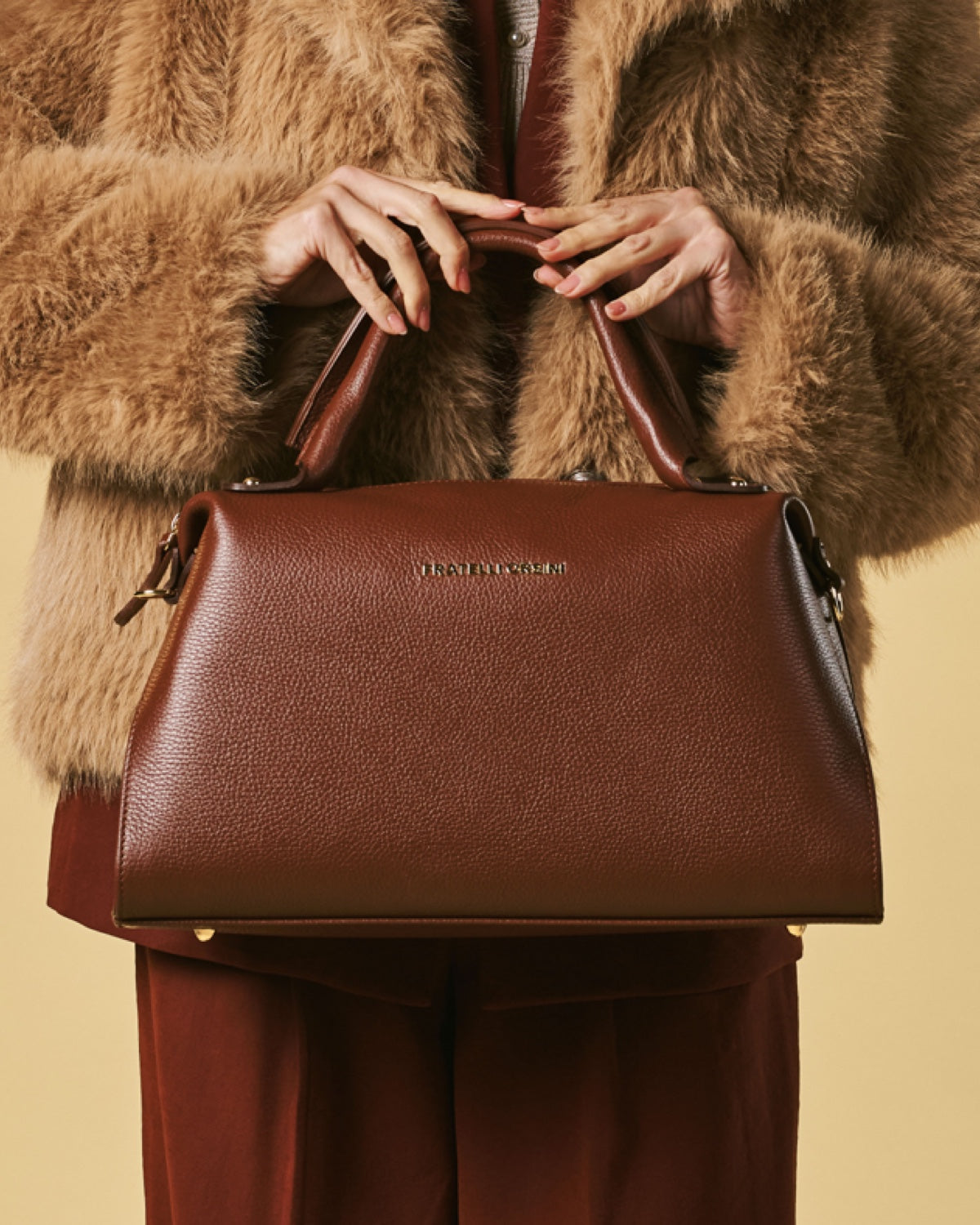 Cecilia (brown) - Italian calf leather women's handbag (with shoulder strap) — photo 3 of 8