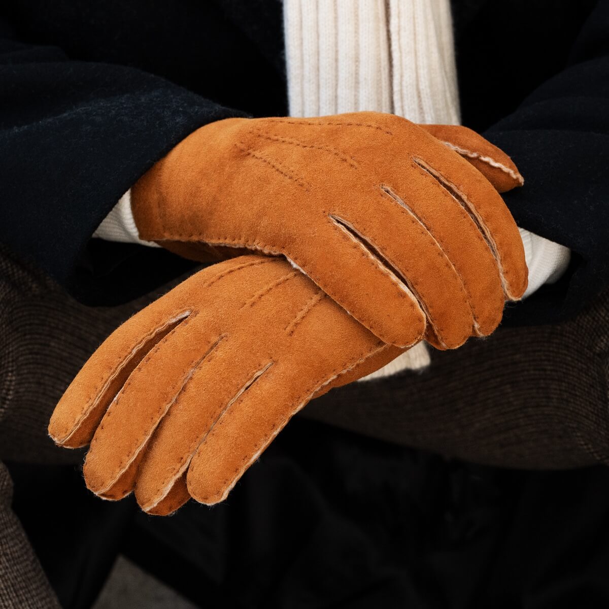 Tommaso - Italian suede leather gloves with luxurious natural sheep fur lining — photo 1 of 10