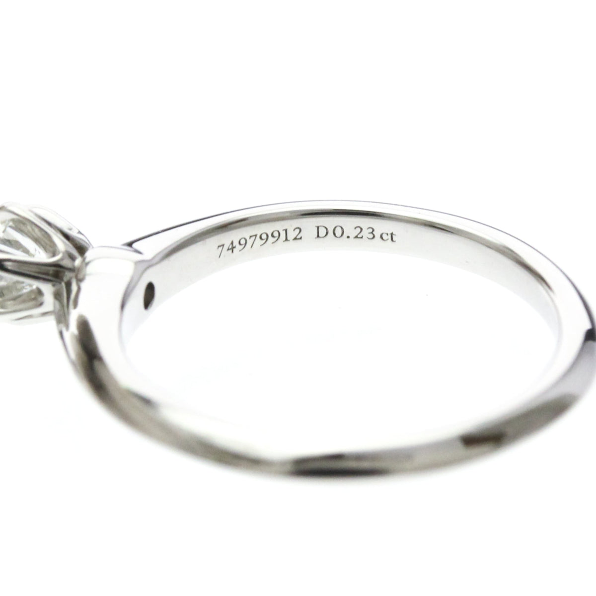 Tiffany Solitaire · Diamond · Platinum