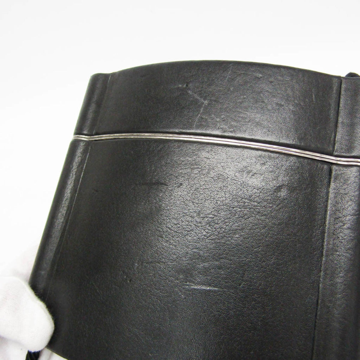 Yves Saint Laurent Opium · Leather