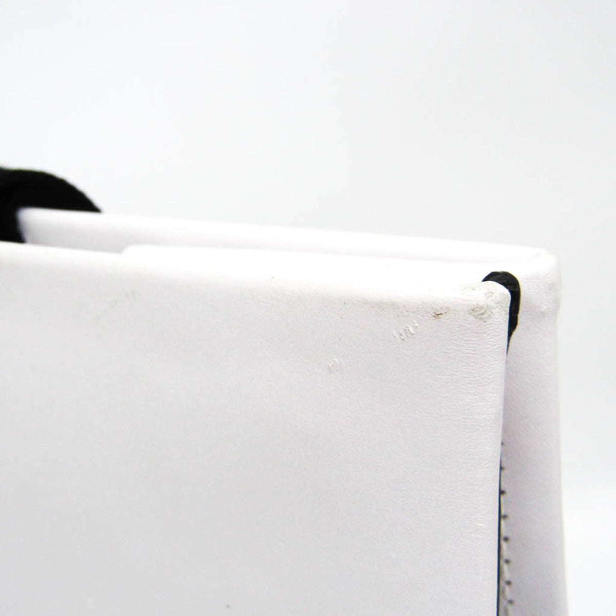 Valentino Garavani VLTN Shopper · Leather