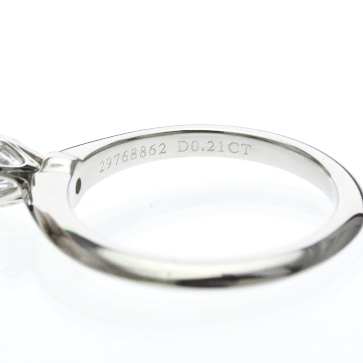 Tiffany Solitaire · Platinum · Diamond