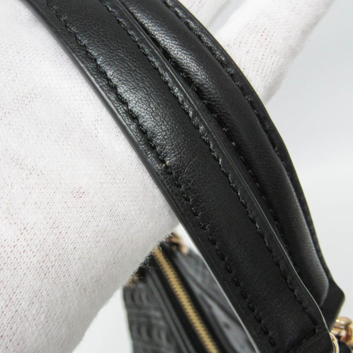 Tory Burch Quilted Chain · Leather Tote