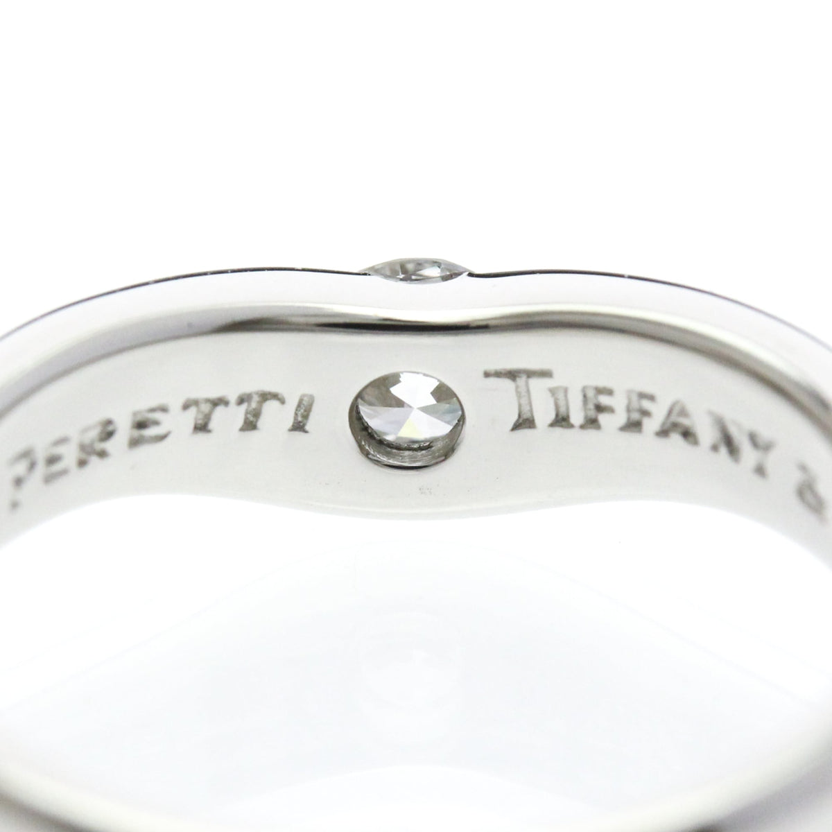 Tiffany Curved Band · Platinum · Diamond