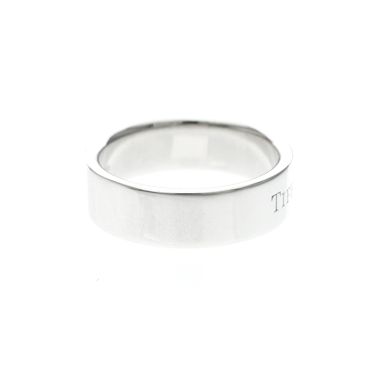 Tiffany Flat Band · Platinum