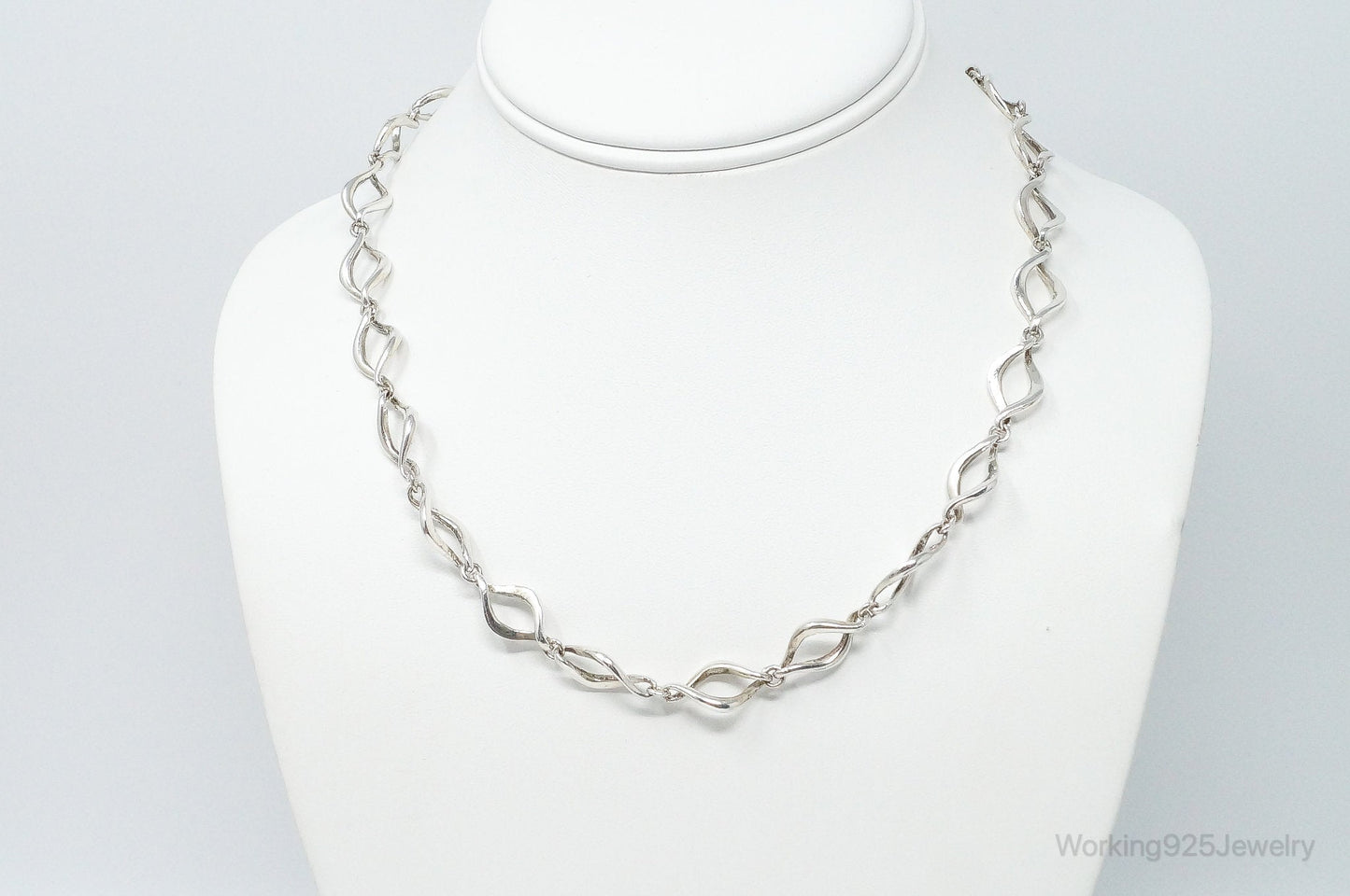Vintage Modernist Sterling Silver Necklace