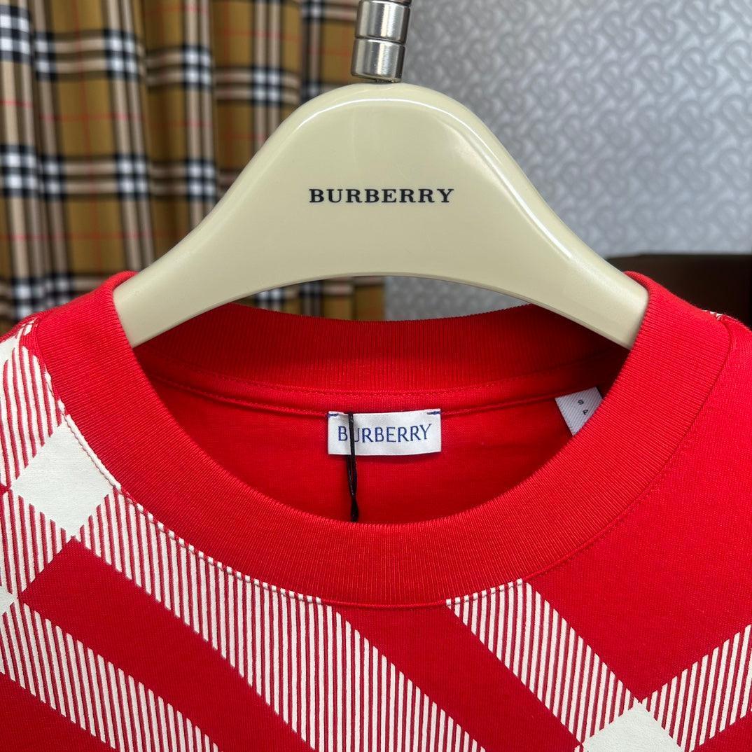 Burberry Crew Neck T-Shirt 'Red' - Luxury Cotton Comfort