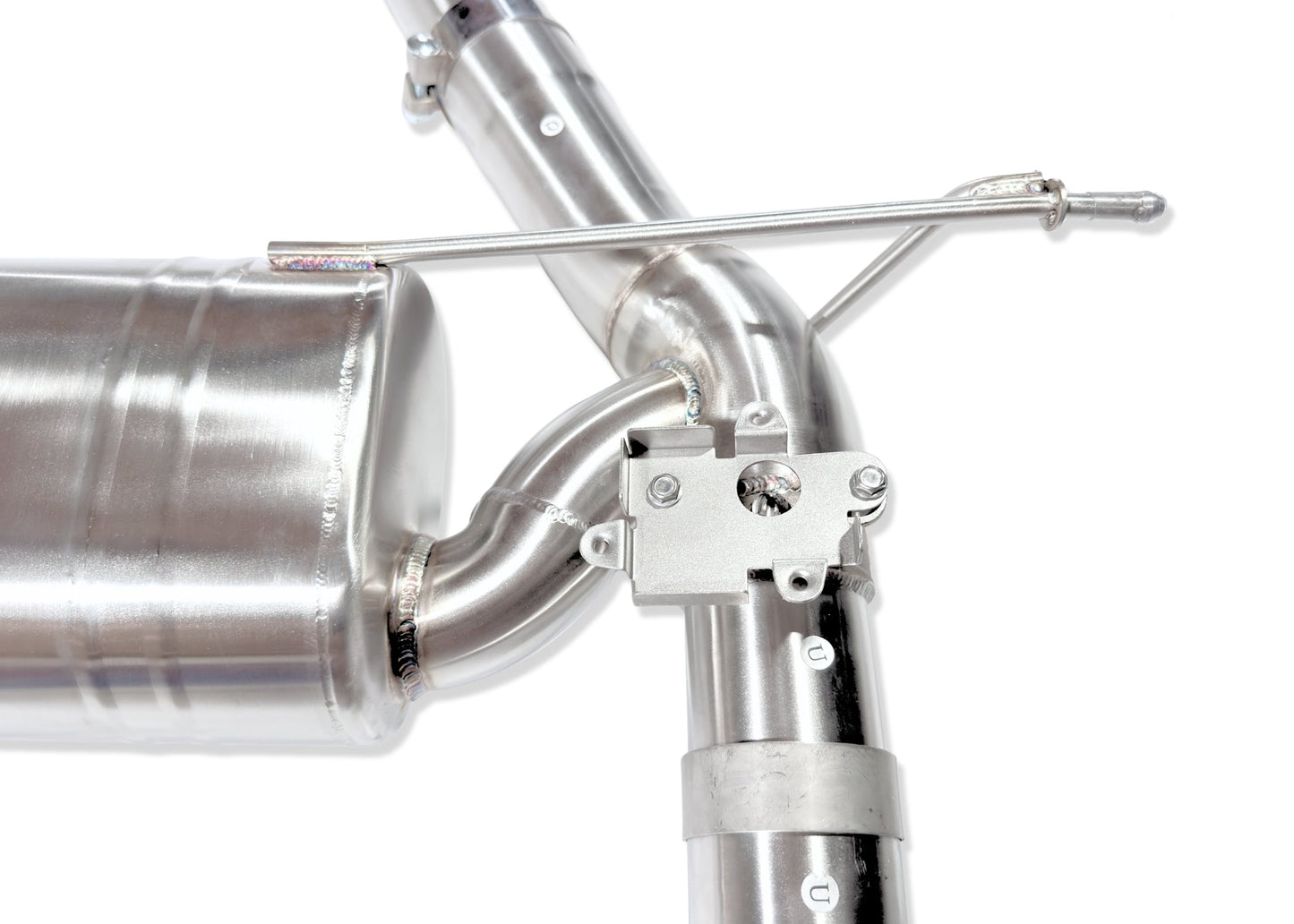 BMW F8X M3/M4 Equal-Length Exhaust System - Yonristic Performance — photo 4 of 10