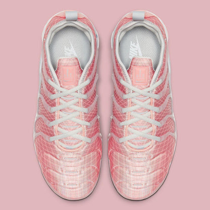 Nike Air VaporMax Plus 'Bleached Coral Pure Platinum'