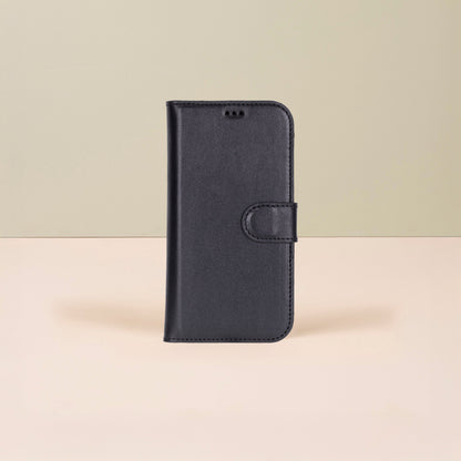 Leathere iPhone 17 Wallet Case – Black - New York