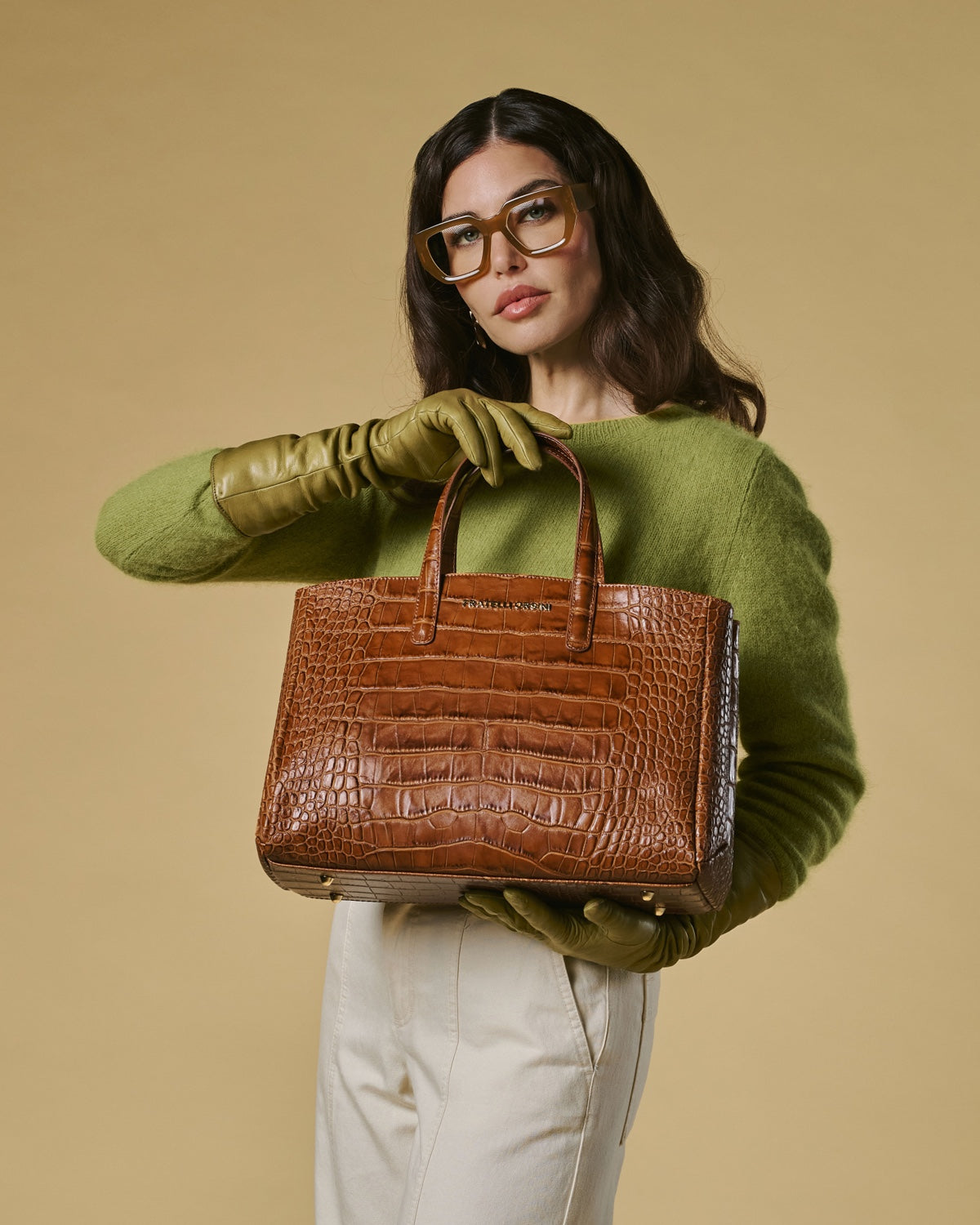 Valentina (cognac) - Italian calf leather women's handbag (with shoulder strap) — photo 7 of 9