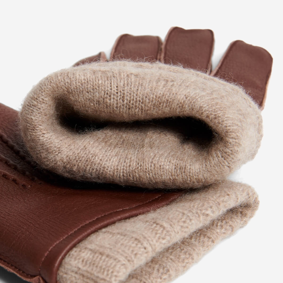Vittoria (brown) - Italian gloves made of American deerskin leather with cashmere lining — photo 3 of 10