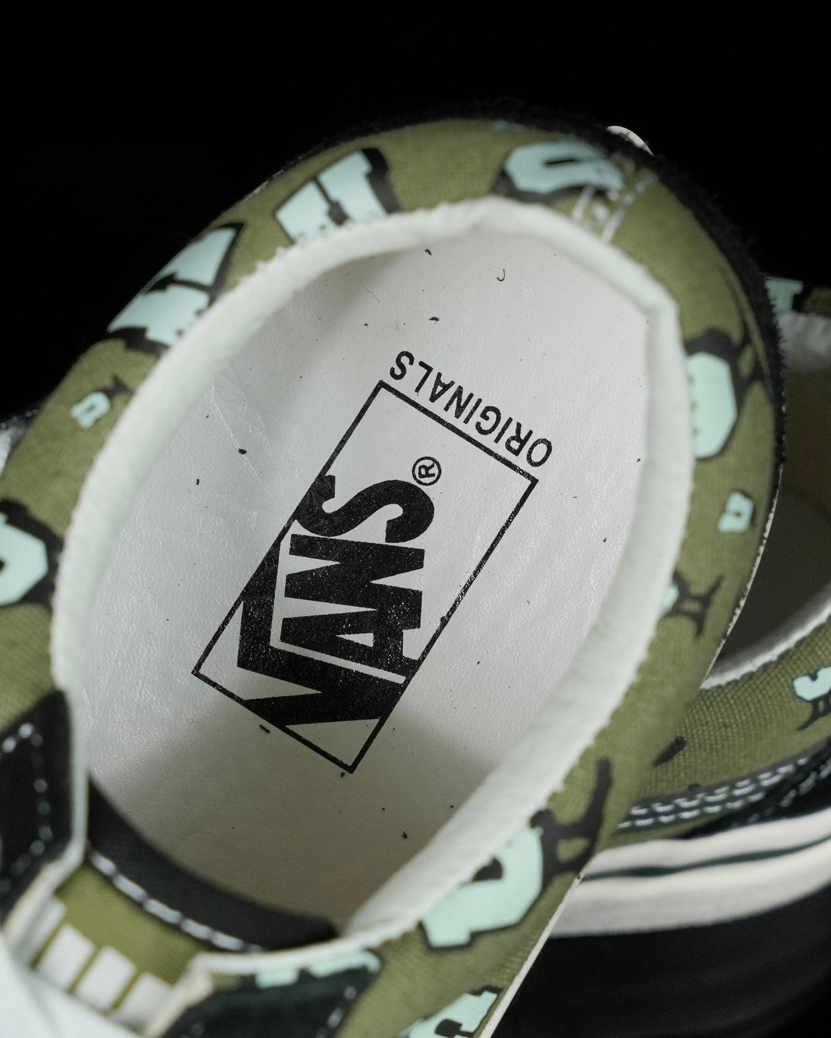 UNDEFEATED x Vans U-Man 'Green/Black/White'