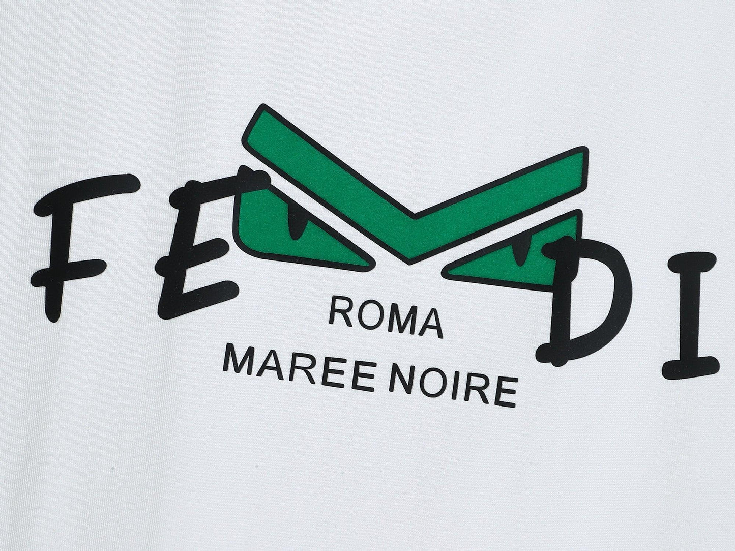 Fendi T-Shirt without Collar 'White'
