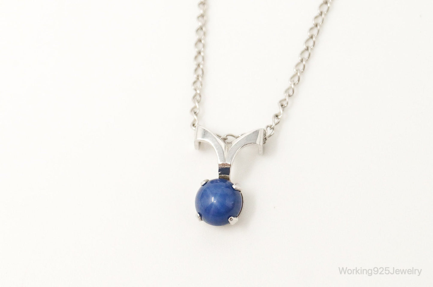 Vintage Star Sapphire Sterling Silver Necklace – Estate Jewelry