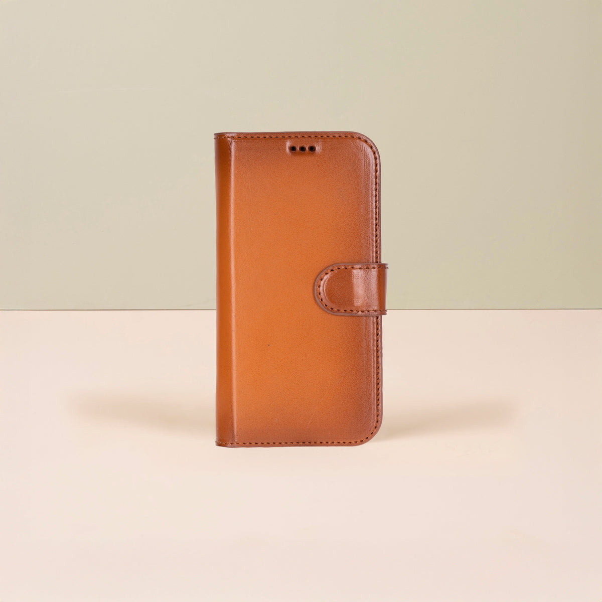 Leathere iPhone 17 Wallet Case – Rustic Brown - New York