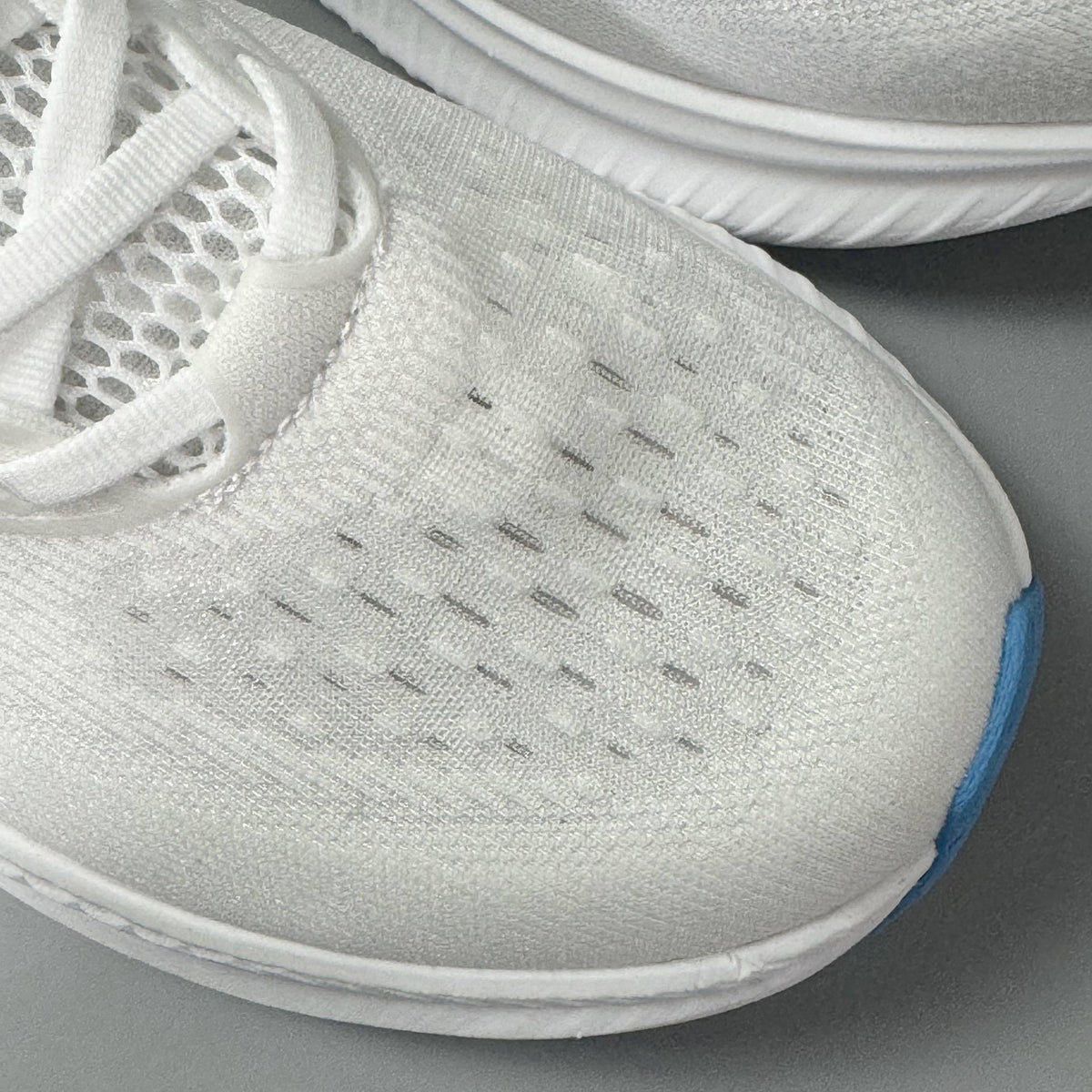 Hoka One One Mach 6 'White Nimbus Cloud'