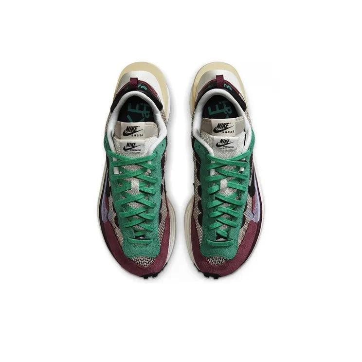 Nike X Sacai VaporWaffle 'Villain Red/Neptune Green'