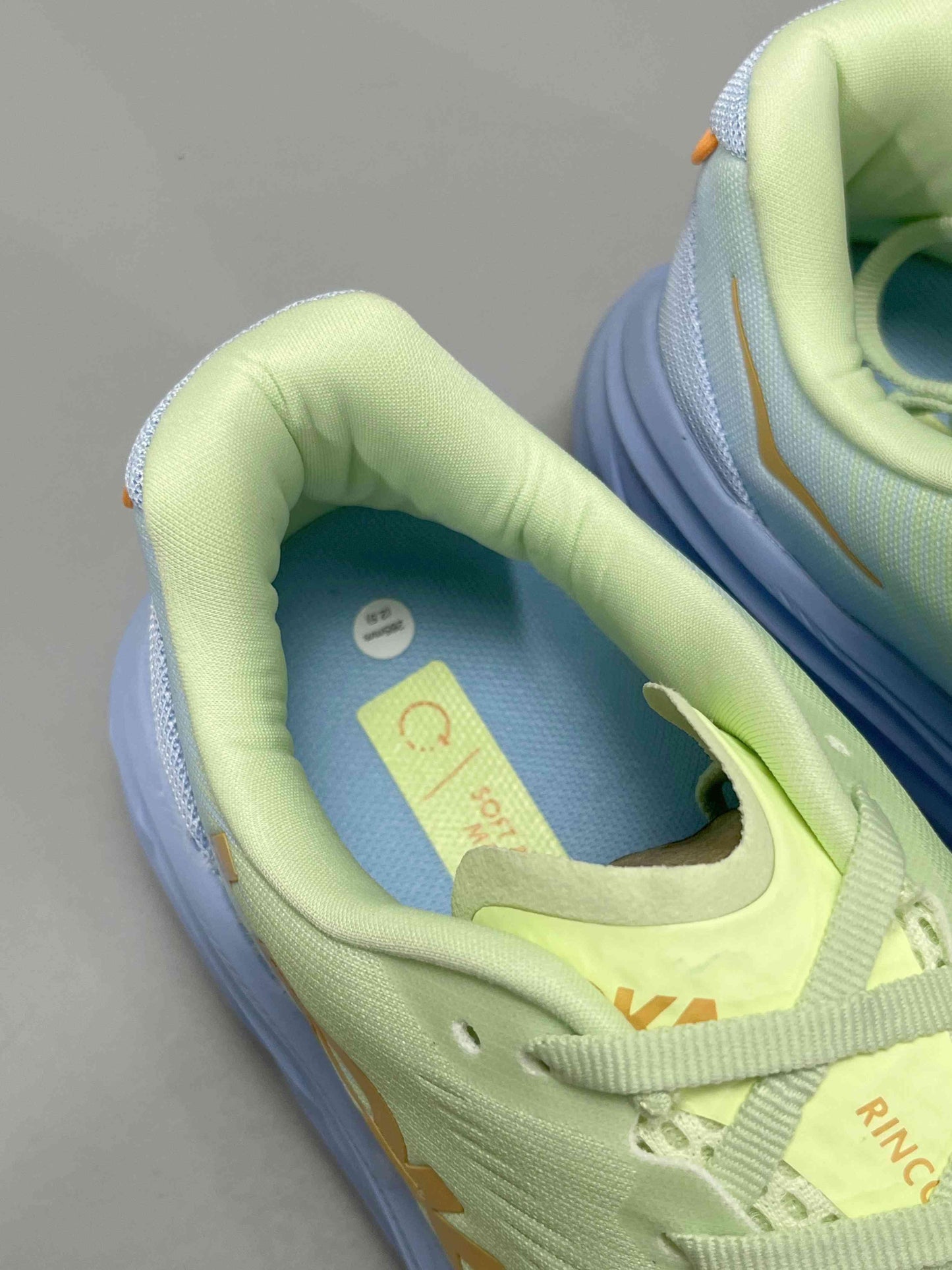 Hoka One One Clifton 8 'Butterfly Yellow Summer Song'