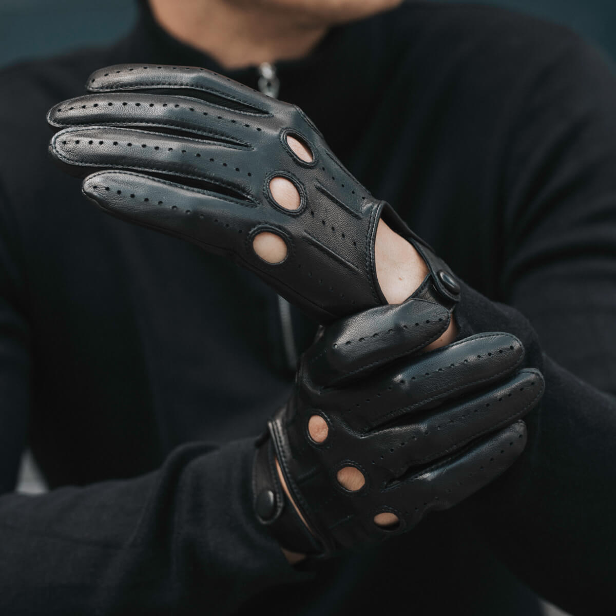 Mario (black) - Italian lambskin leather driving gloves — photo 10 of 10