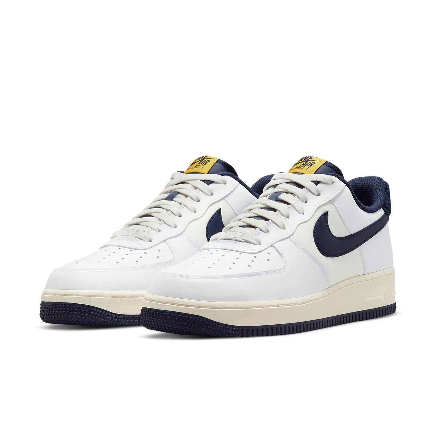 Nike Air Force 1 '07 LV8 'Varsity Jacket - Michigan'