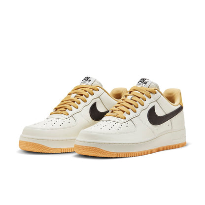 Air Force 1 '07 LV8 'Sail Tan Black'