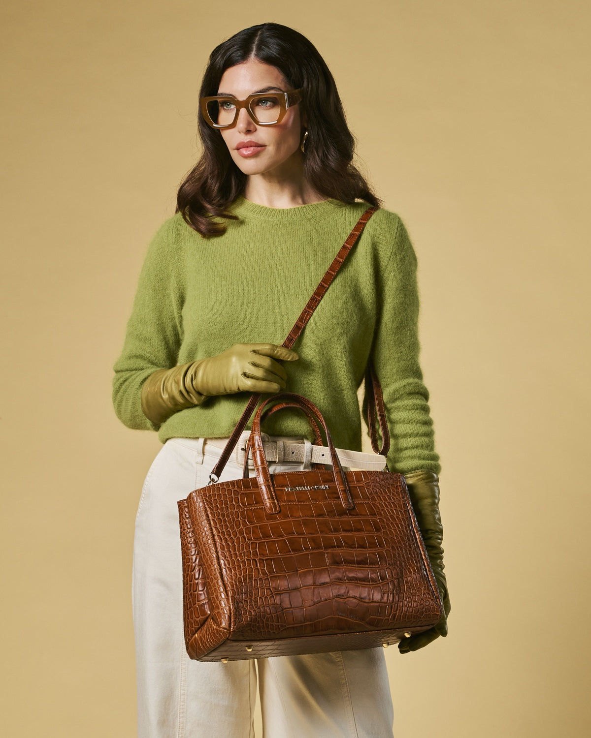 Valentina (cognac) - Italian calf leather women's handbag (with shoulder strap) — photo 8 of 9