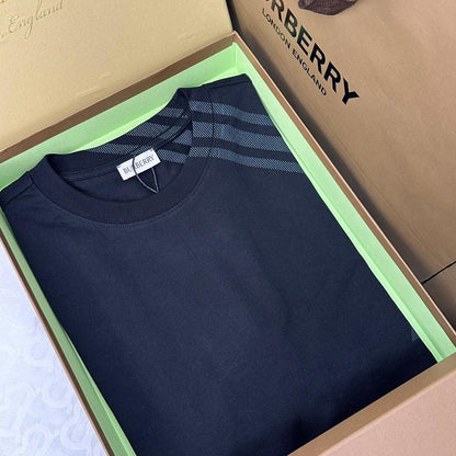 Burberry T-Shirt Without Collar 'Black'