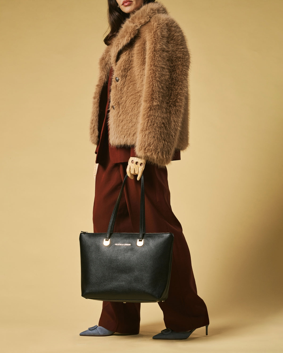 Simona (black) - Italian calf leather women's shoulder bag — photo 7 of 8