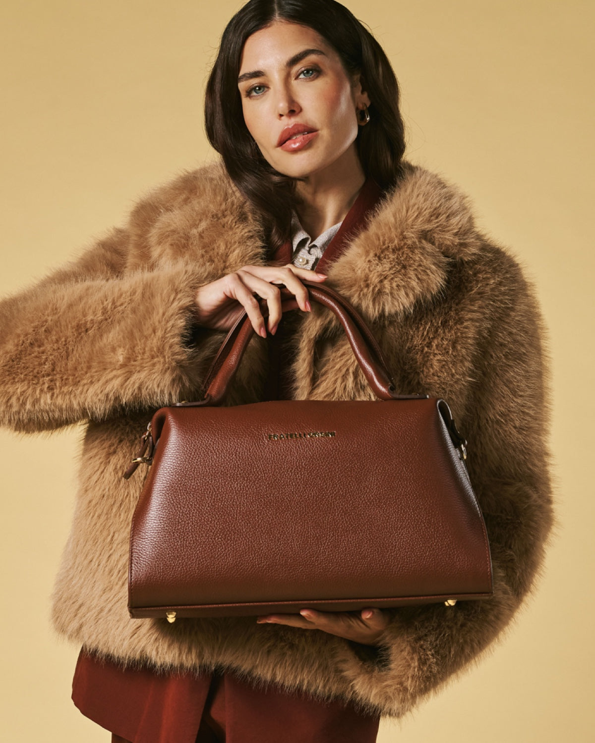 Cecilia (brown) - Italian calf leather women's handbag (with shoulder strap) — photo 2 of 8