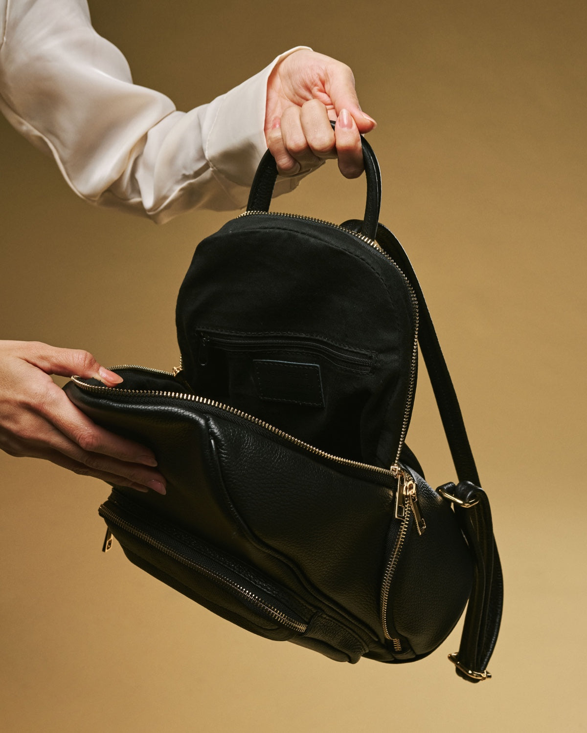 Martina (black) - Italian calf leather women's backpack — photo 4 of 7