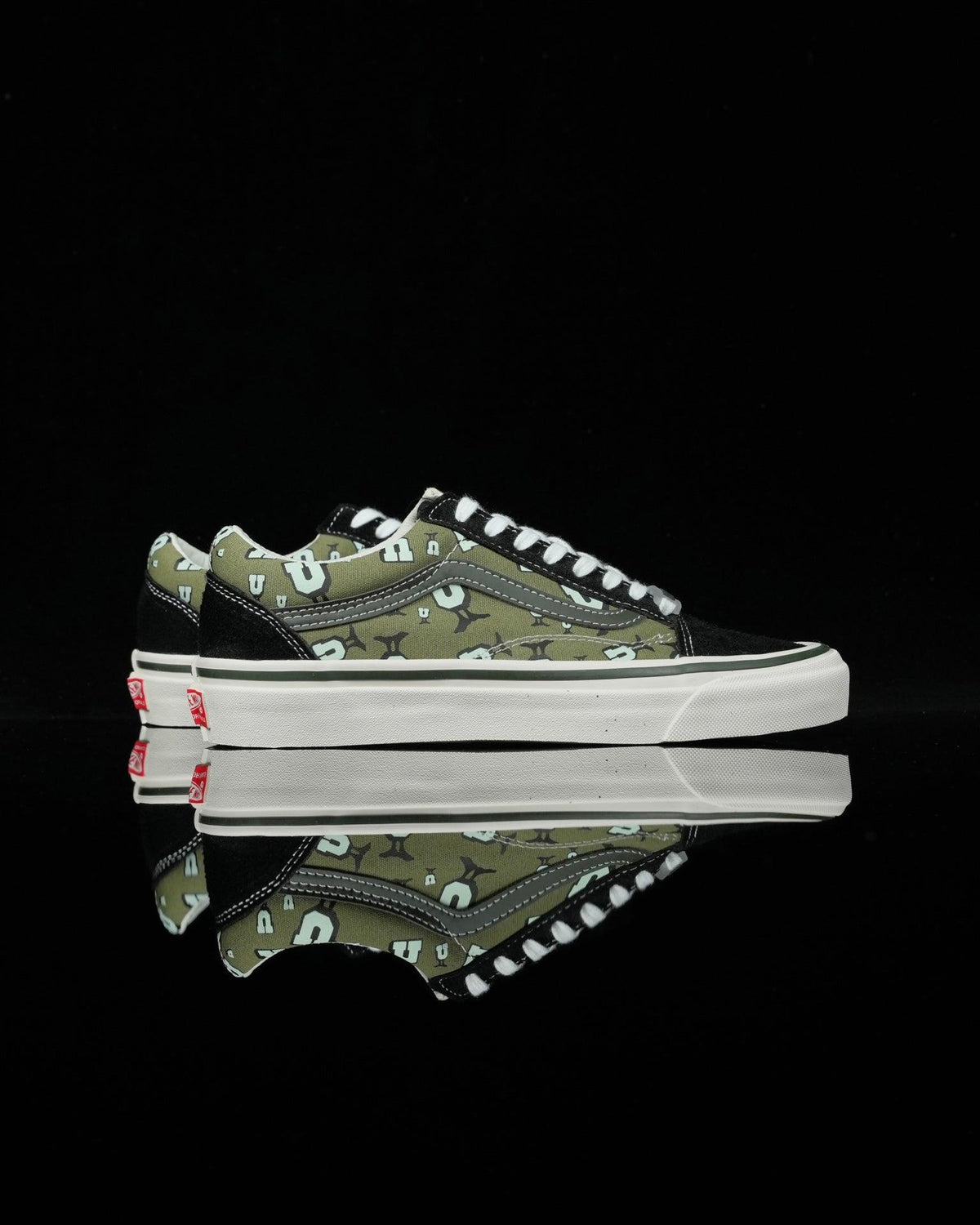 UNDEFEATED x Vans U-Man 'Green/Black/White'